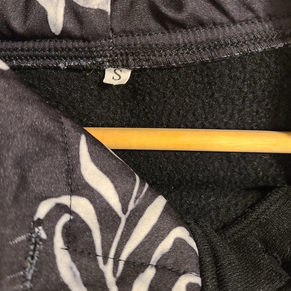 Ladies sweater - Picture 5 of 5